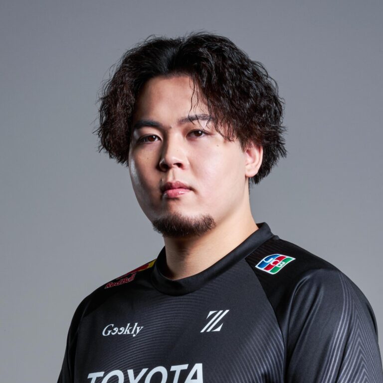 Mike(ミケ)選手のプロフィール紹介 | Apex Legends - Pro Apex Digest