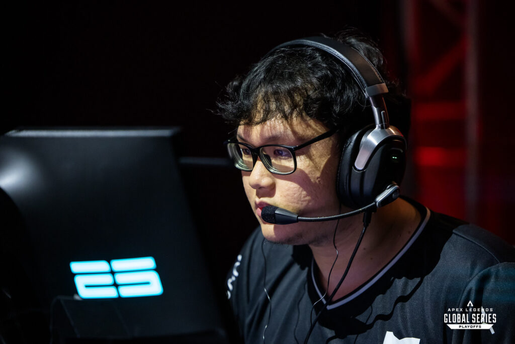 Mike(ミケ)選手のプロフィール紹介 | Apex Legends - Pro Apex Digest